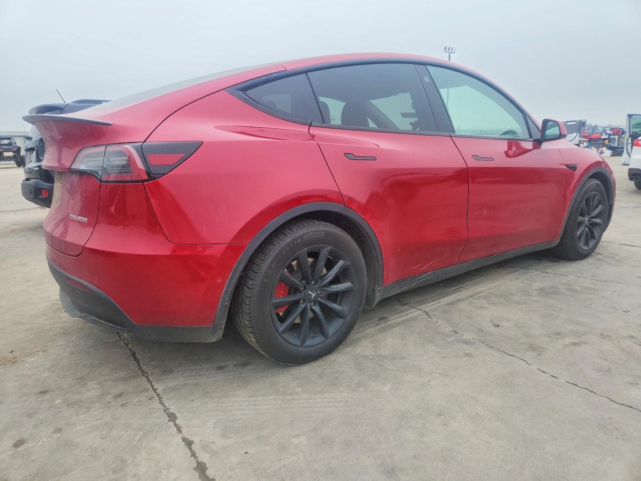 2022 Tesla Model Y - Фото 3