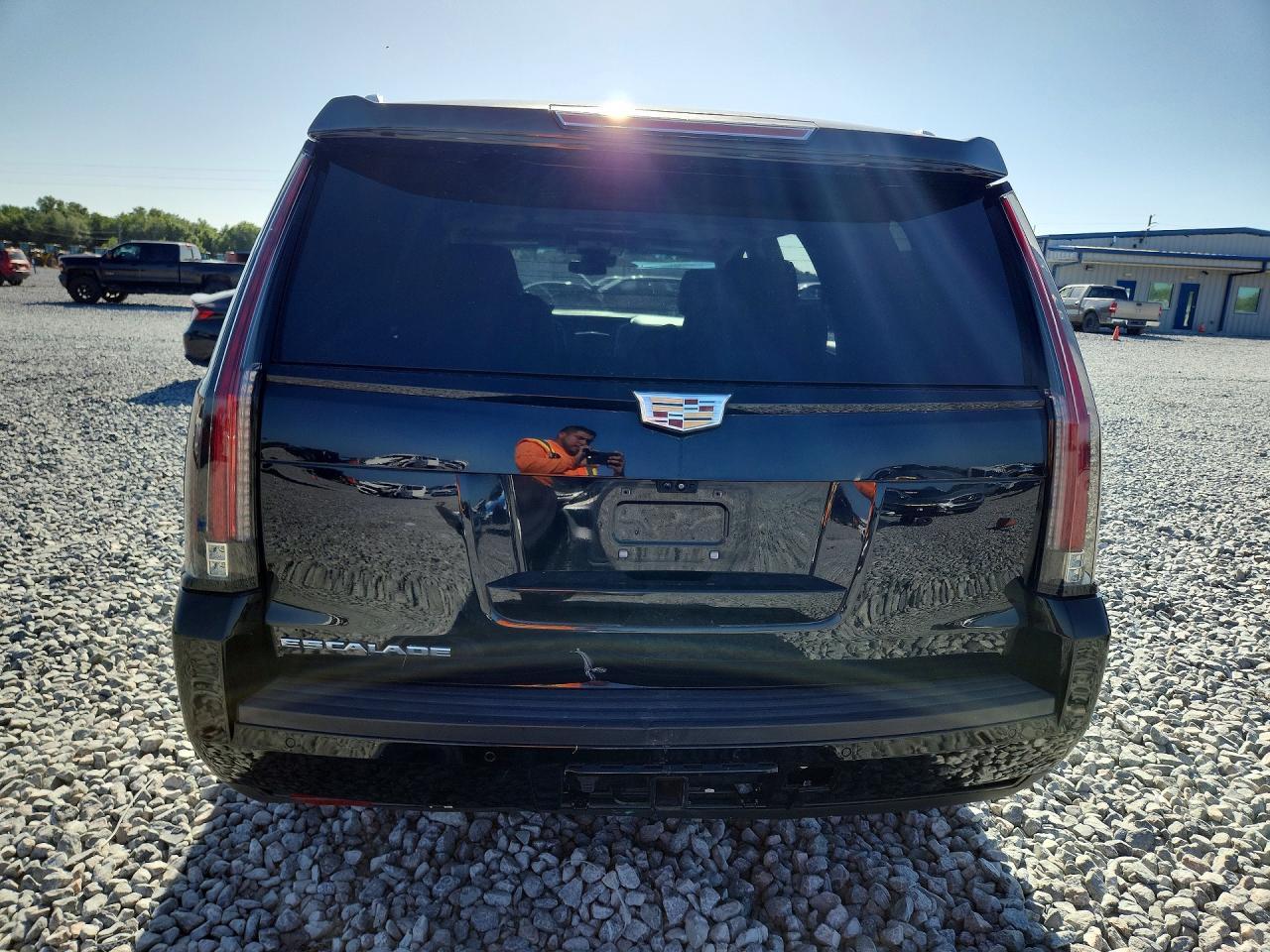 2020 Cadillac Escalade - Image 6