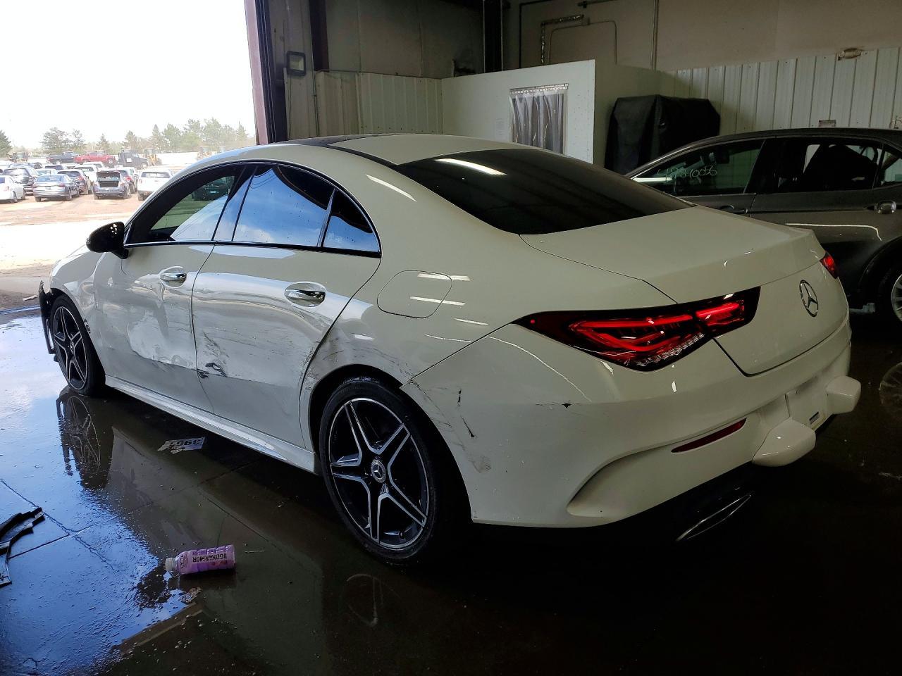 2022 Mercedes-Benz Cla 250 4Matic - Фото 2