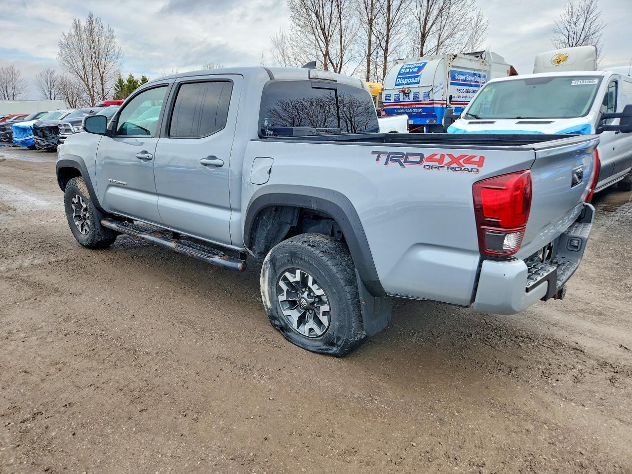 2018 Toyota Tacoma Double Cab - Image 2