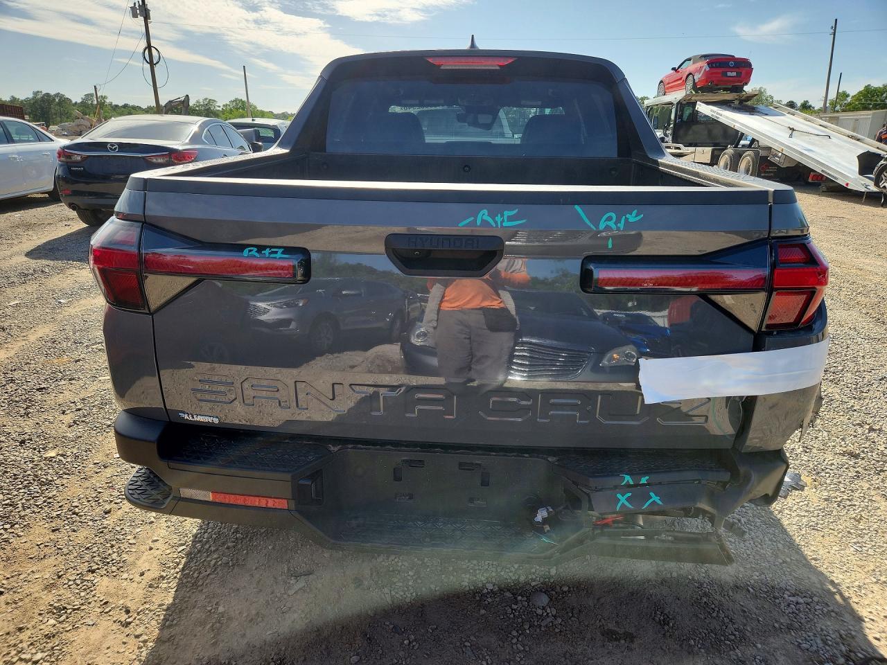 2025 Hyundai Santa Cruz Se - Image 6