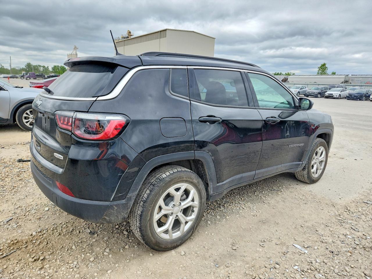 2024 Jeep Compass Latitude - Фото 3