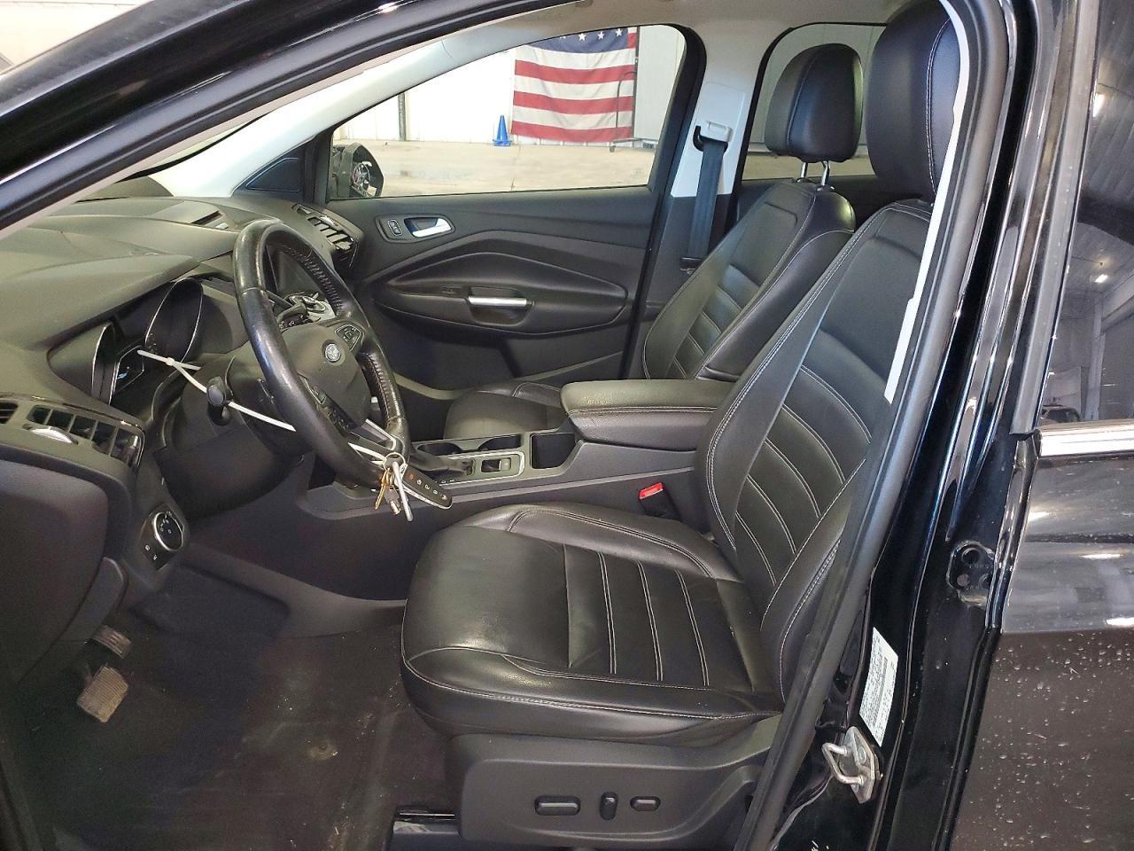 2017 Ford Escape Titanium - Image 7