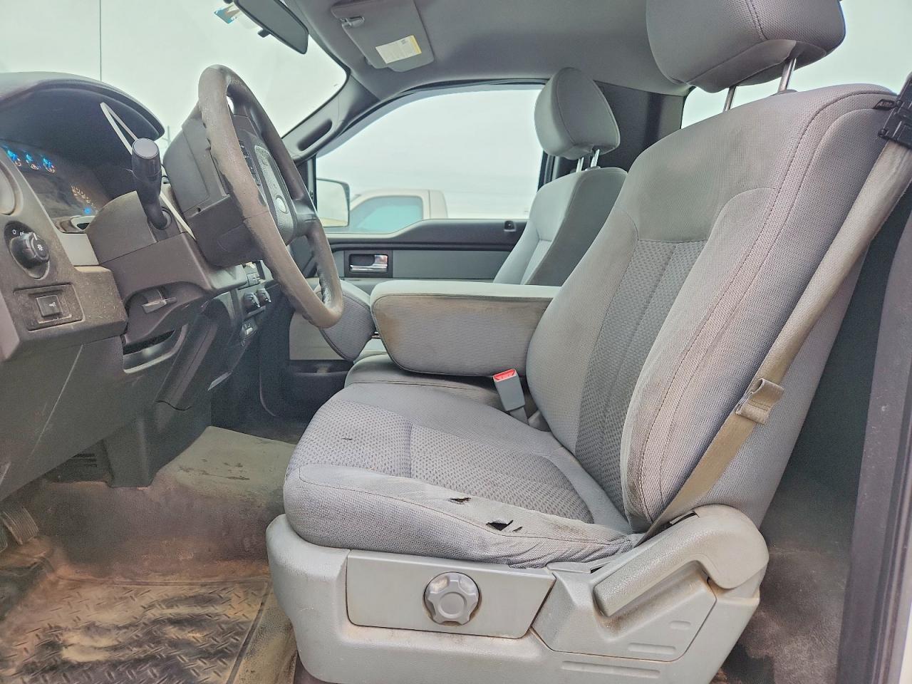 2013 Ford F150 - Фото 7