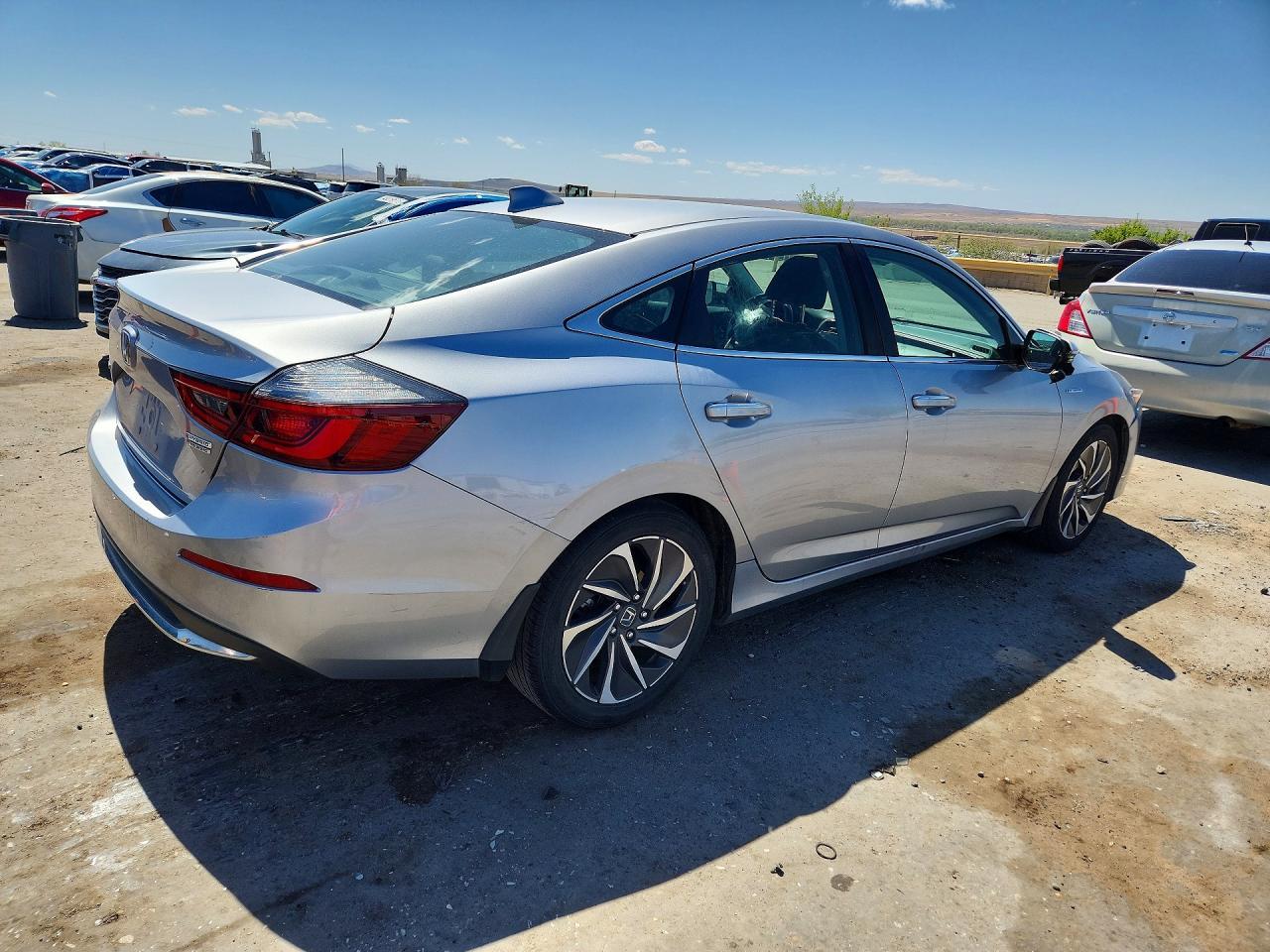 2019 Honda Insight Touring - Фото 3
