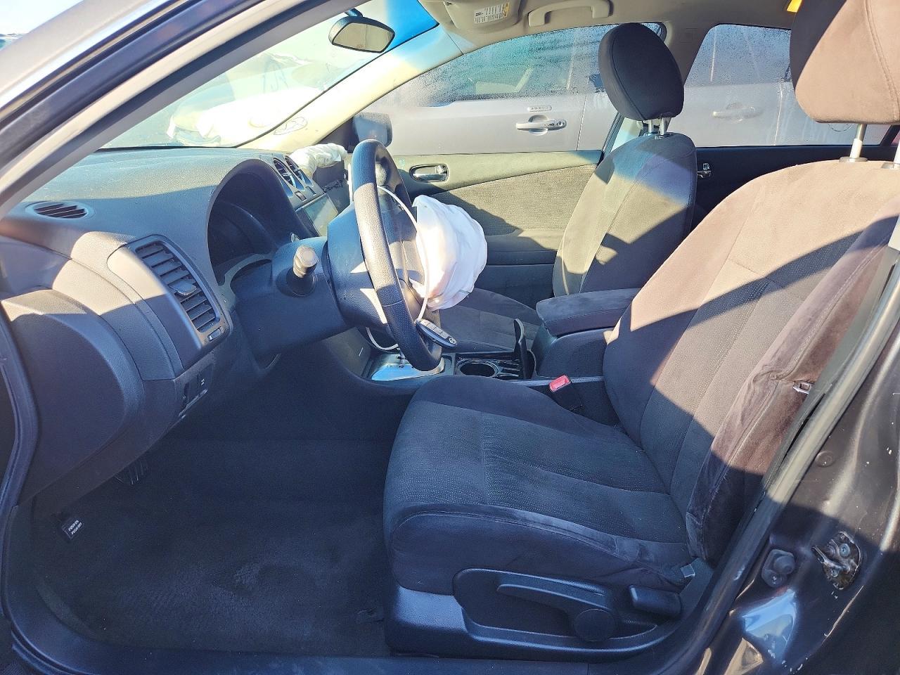 2010 Nissan Altima 2.5 - Image 7