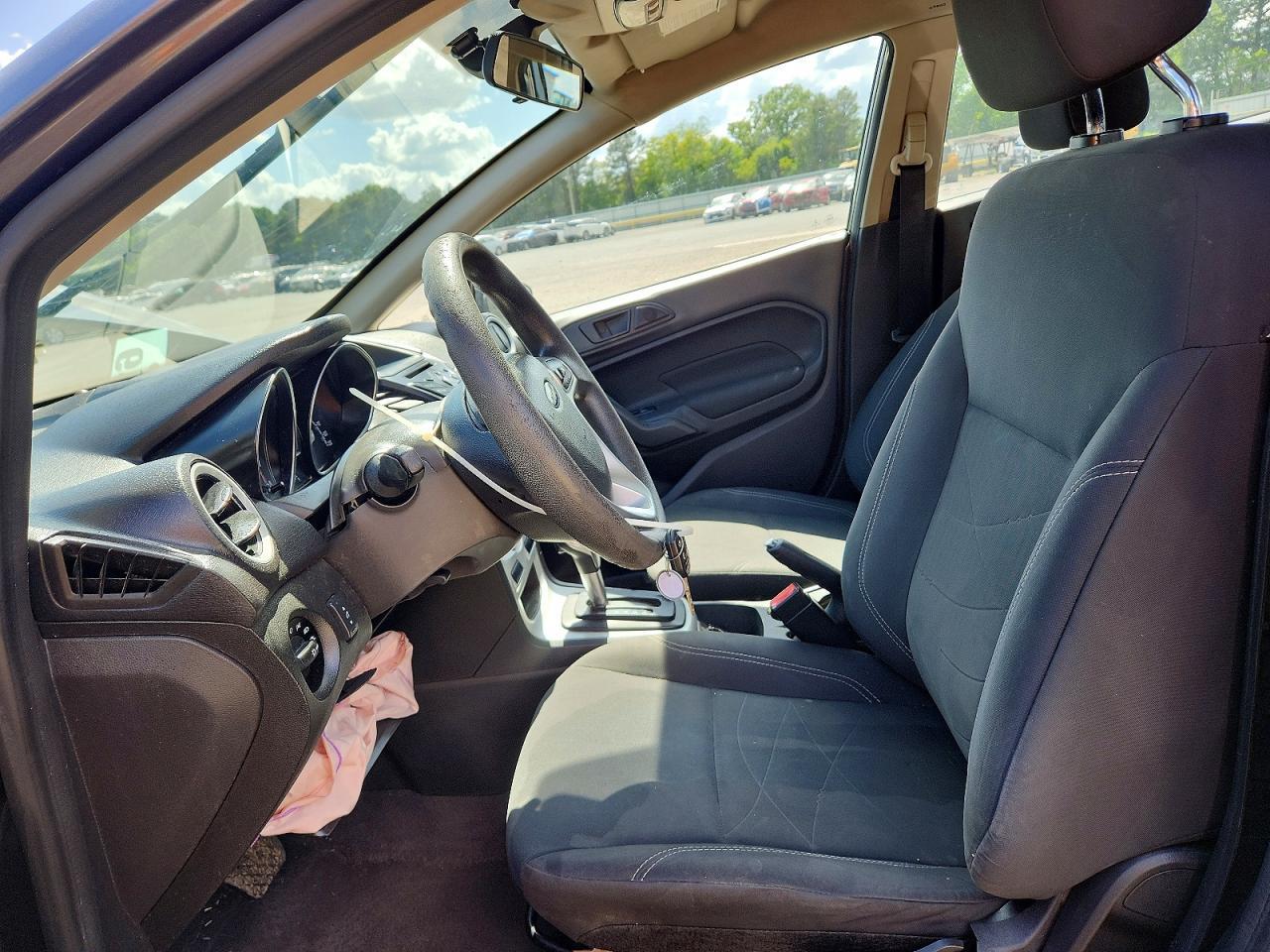 2019 Ford Fiesta Se - Фото 7