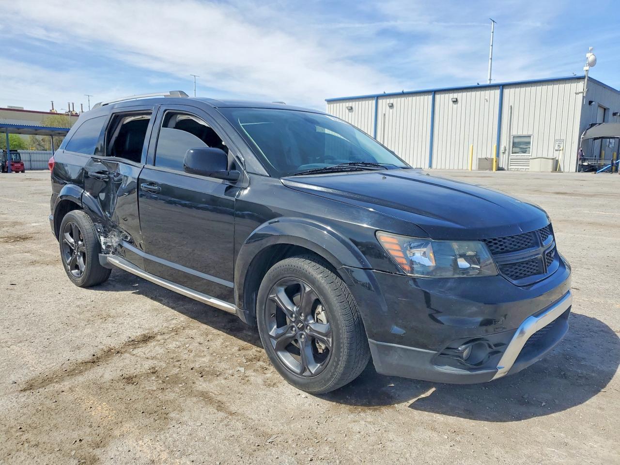 2018 Dodge Journey Crossroad - Image 4
