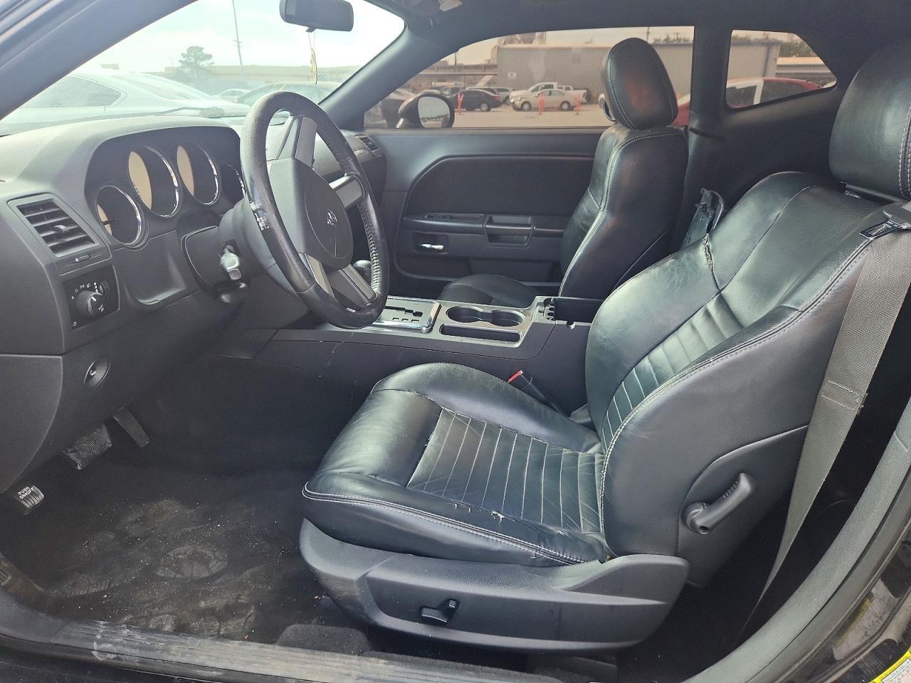 2009 Dodge Challenger R - Image 7