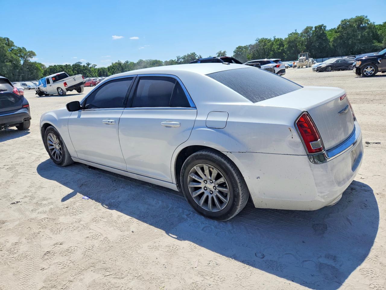 2014 Chrysler 300 - Image 2