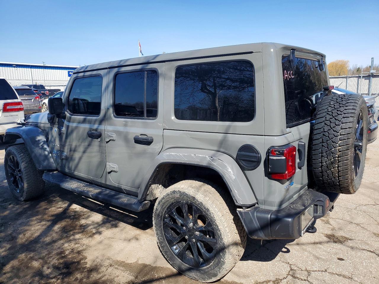 2021 Jeep Wrangler Unlimited Sahara 4Xe - Фото 2