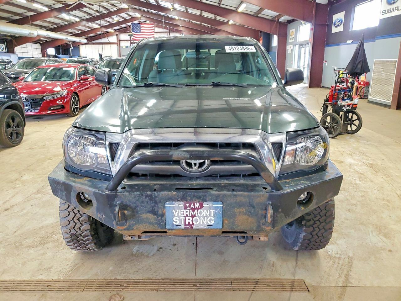 2010 Toyota Tacoma V6 - Фото 5