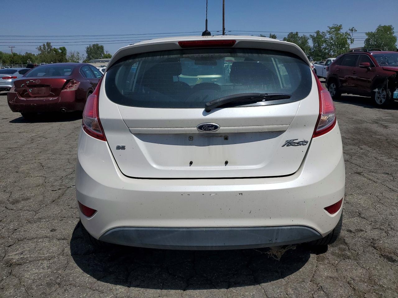 2016 Ford Festiva - Фото 6