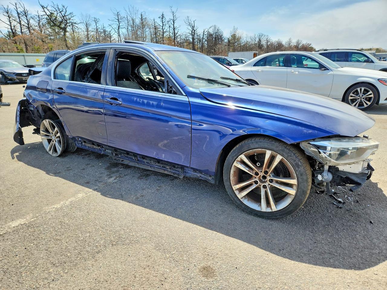 2016 BMW 340 Xi - Image 4