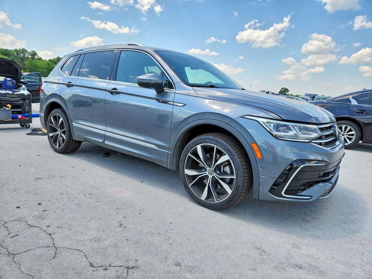 2022 Volkswagen Tiguan Sel R-Line - Фото 4