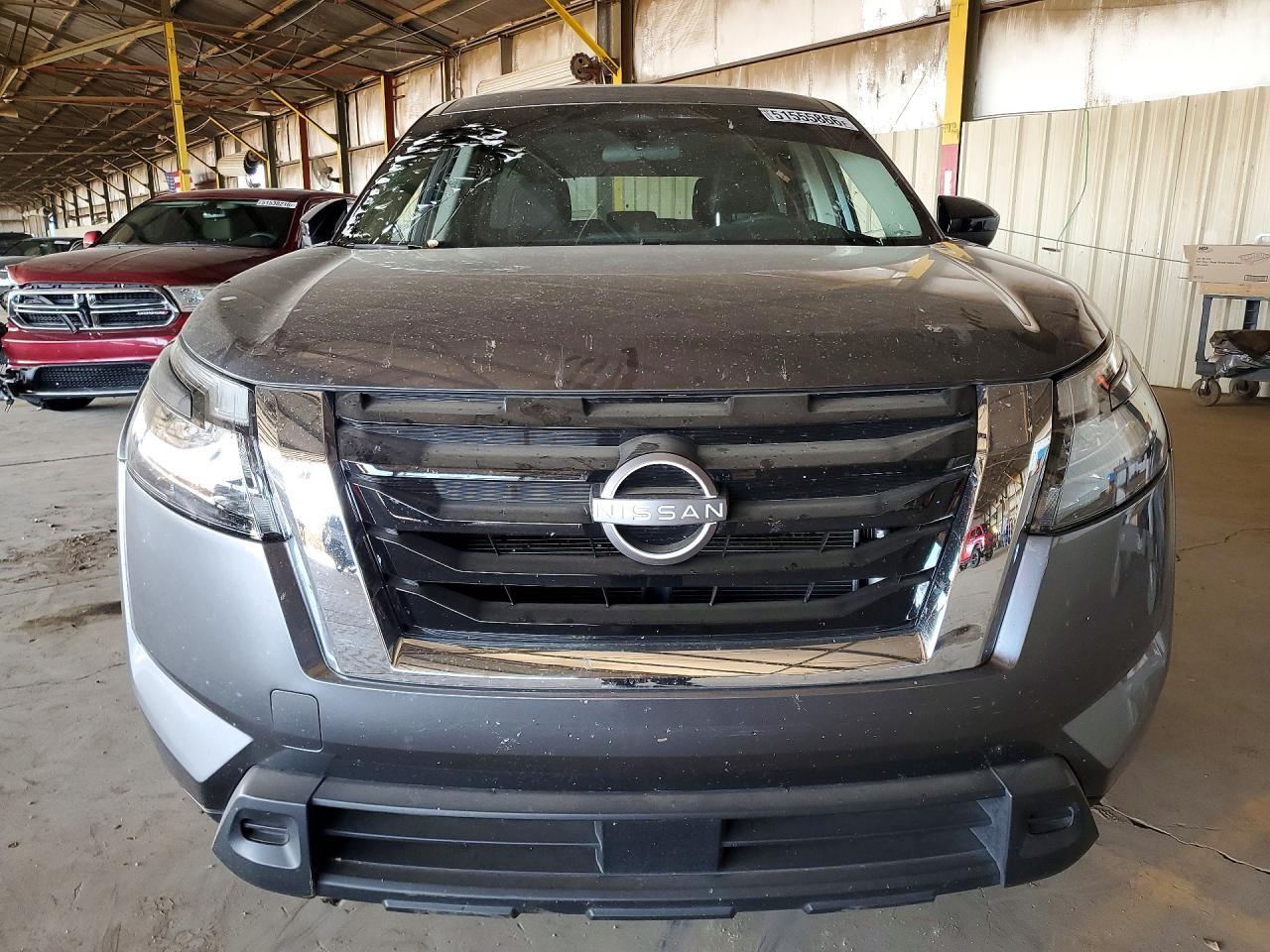 2025 Nissan Pathfinder S - Image 5