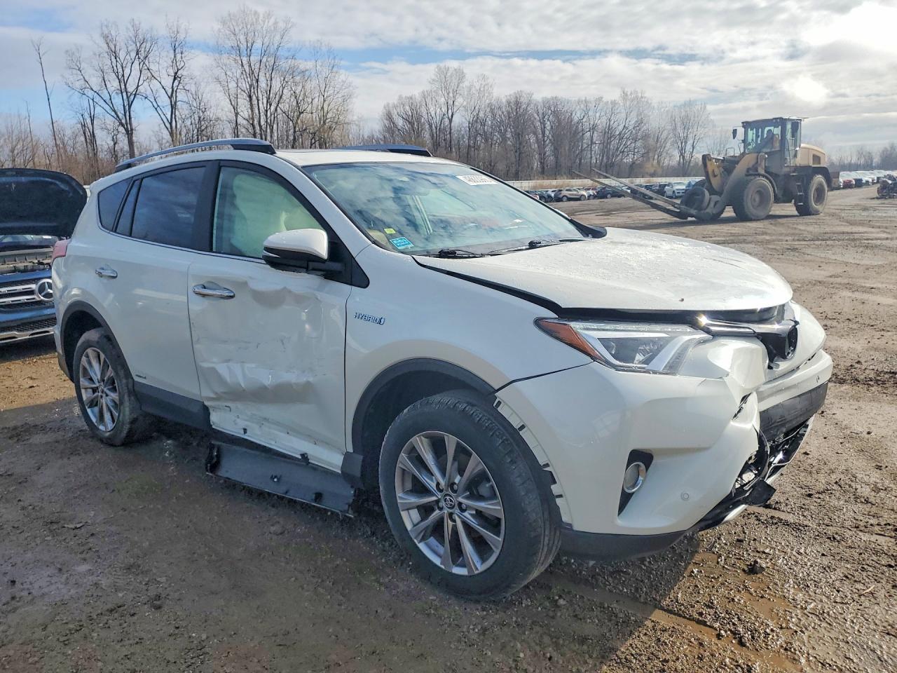 2017 Toyota Rav4 Hybrid Limited - Фото 4