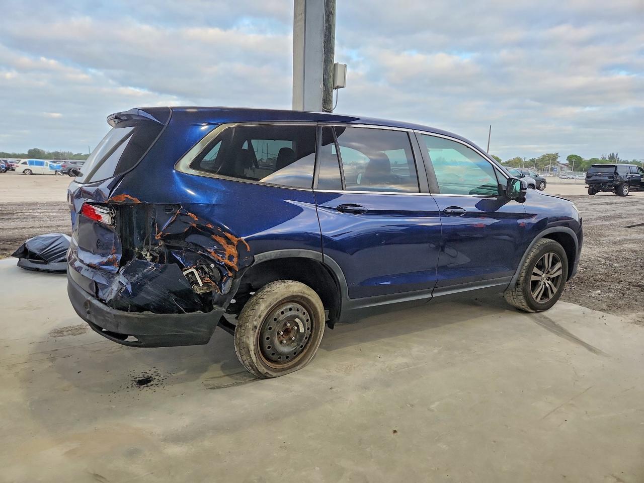 2017 Honda Pilot Ex - Фото 3