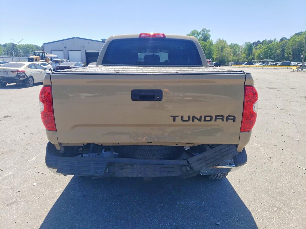 2017 Toyota Tundra Sr5 - Фото 6