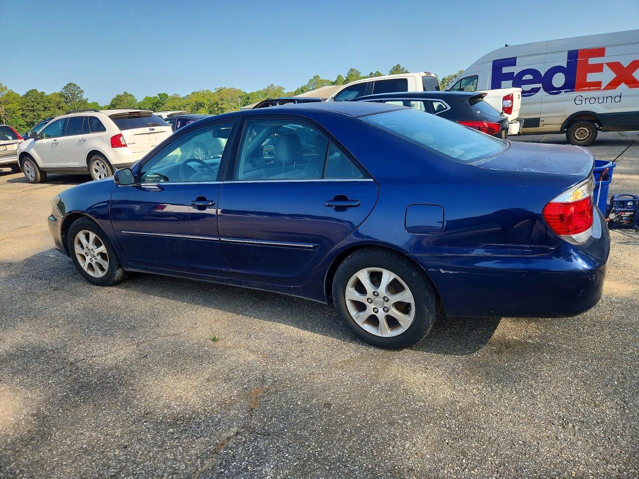 2005 Toyota Camry Xle V6 - Фото 2