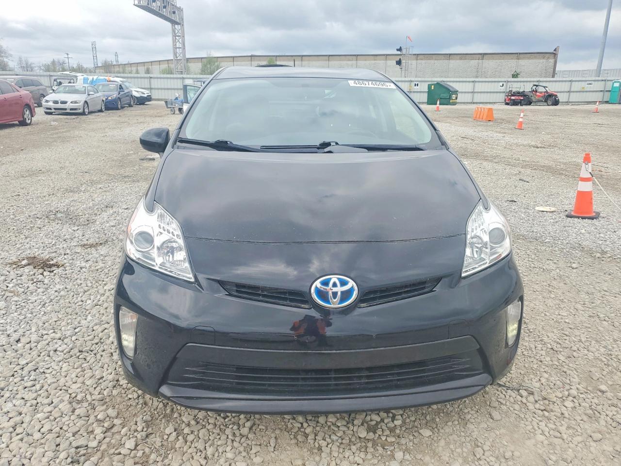 2012 Toyota Prius Two - Image 5