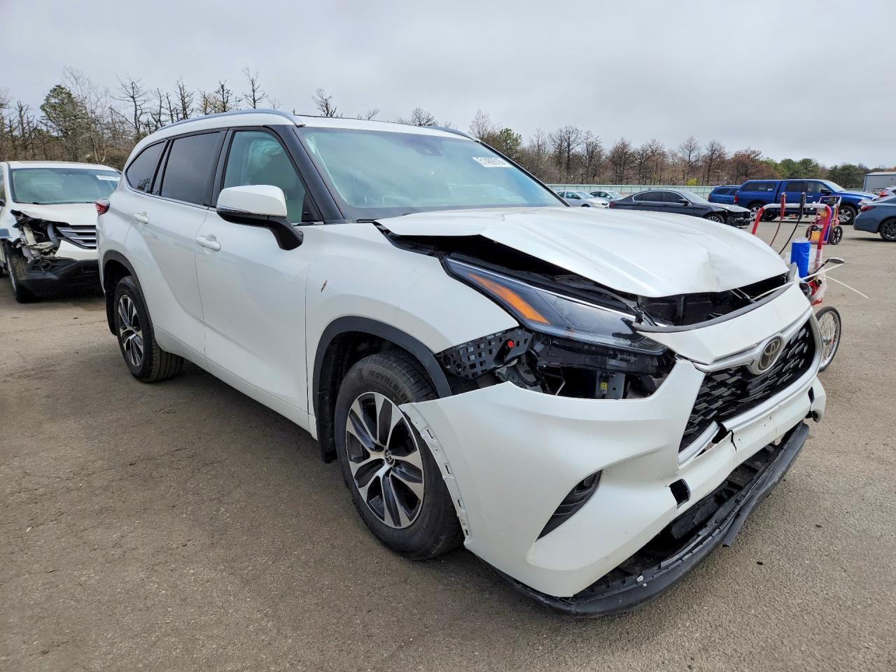 2021 Toyota Highlander Xle - Фото 4