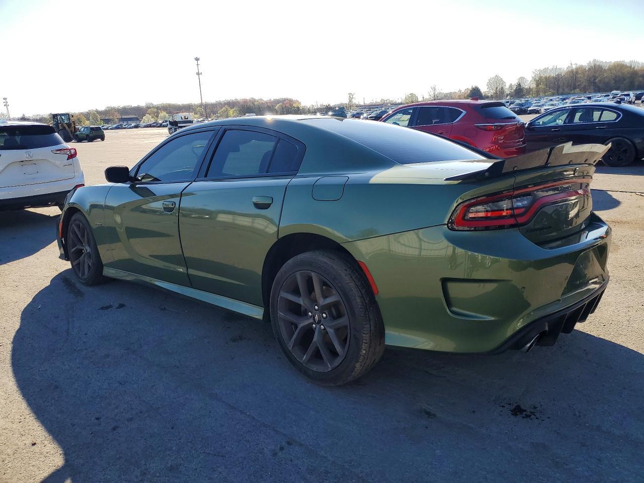 2019 Dodge Charger - Image 2