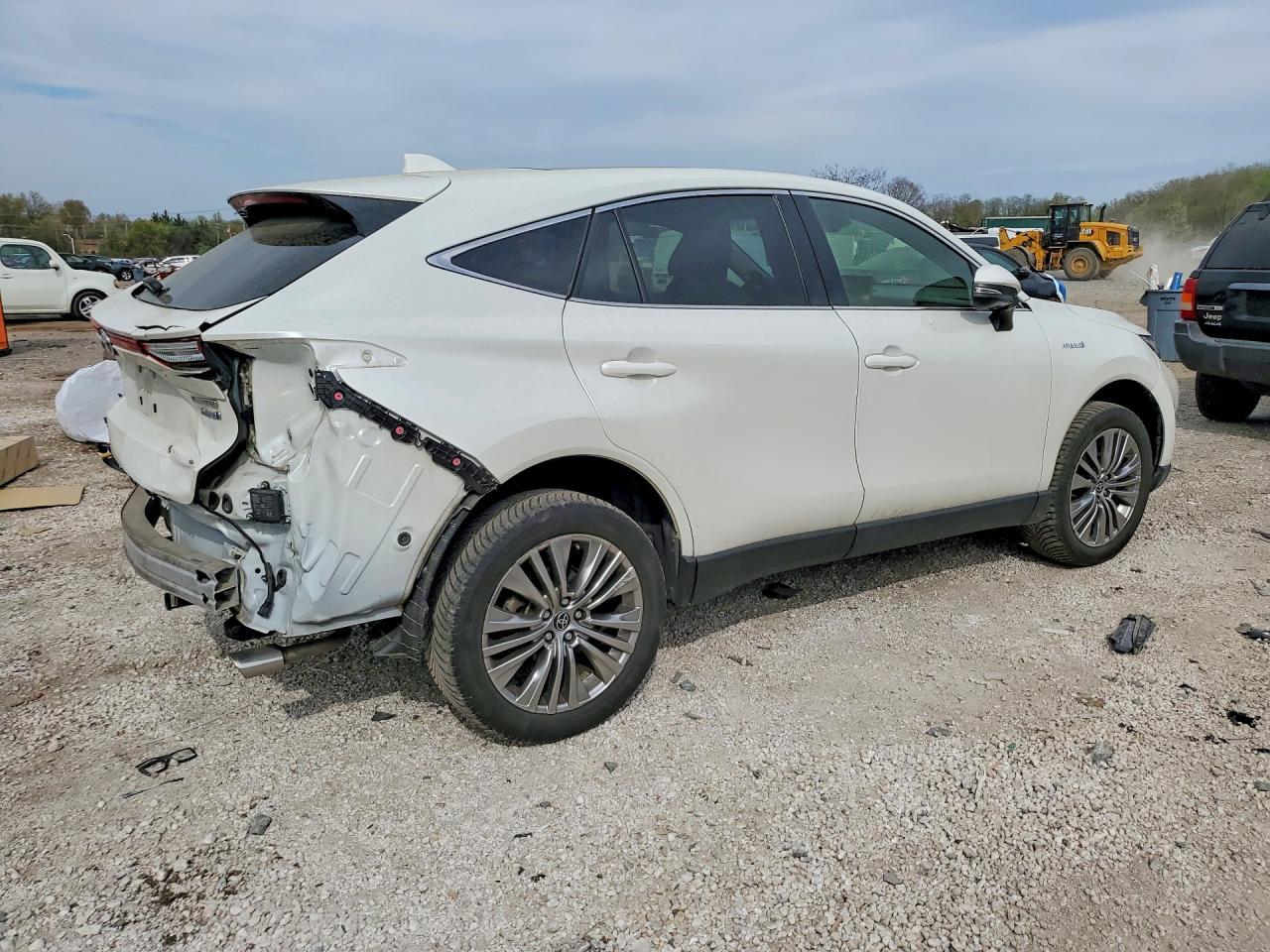 2021 Toyota Venza Limited - Фото 3