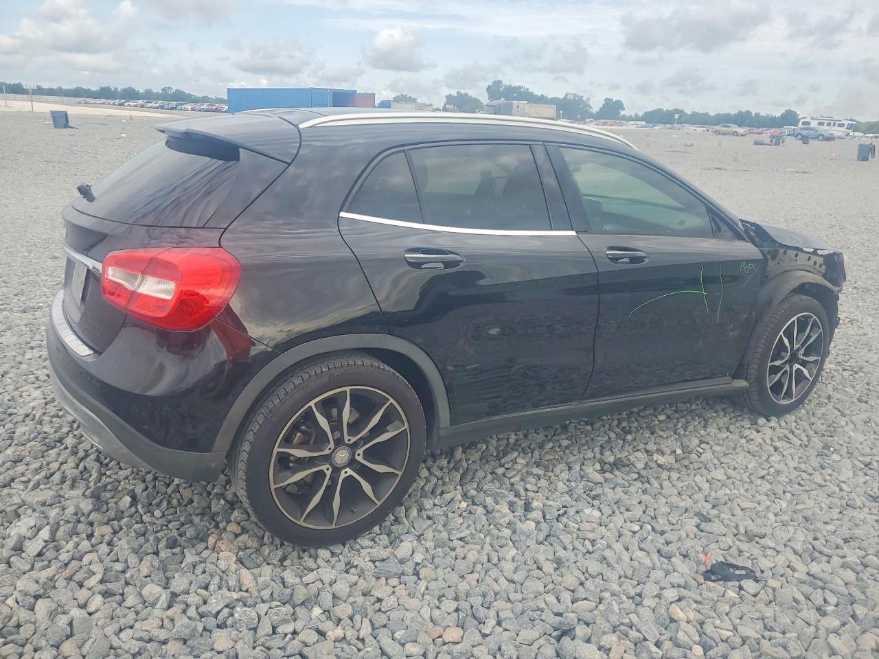 2015 Mercedes-Benz Gla 250 - Image 3