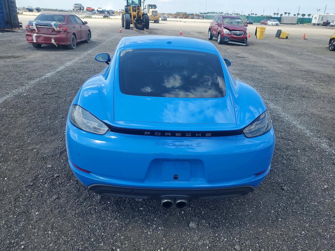 2022 Porsche Cayman S - Фото 6