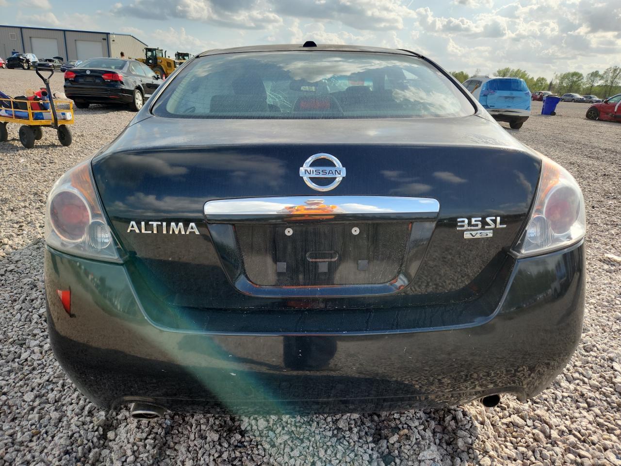 2009 Nissan Altima 3.5 Se - Image 6