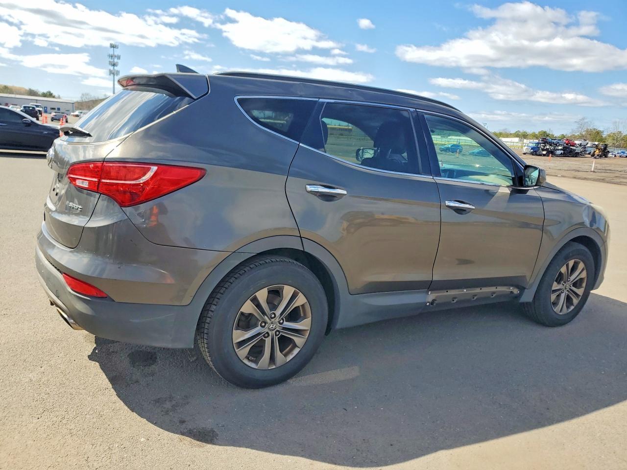 2013 Hyundai Santa Fe Sport 2.4L - Фото 3