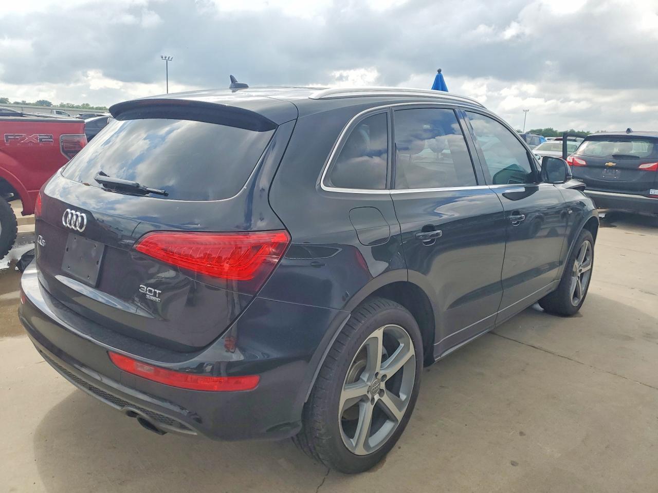 2014 Audi Q5 Premium Plus - Image 3