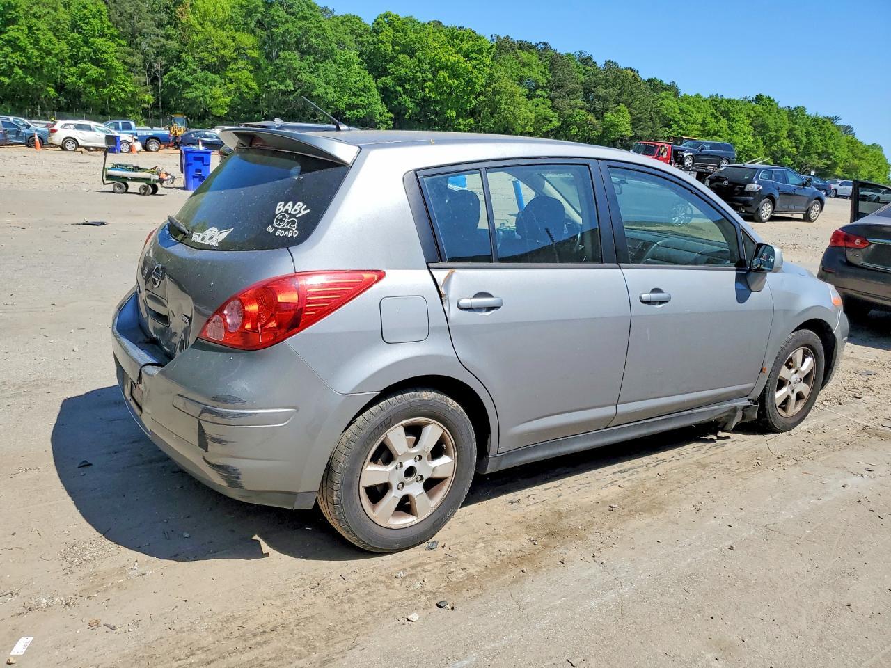2012 Nissan Versa 1.8 S - Фото 3