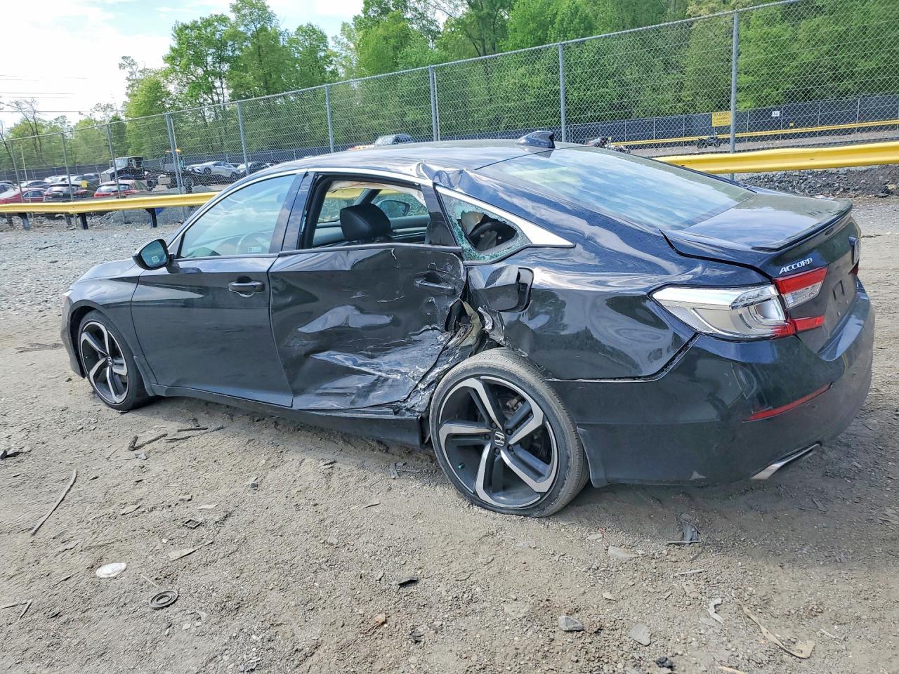 2022 Honda Accord Sport - Фото 2