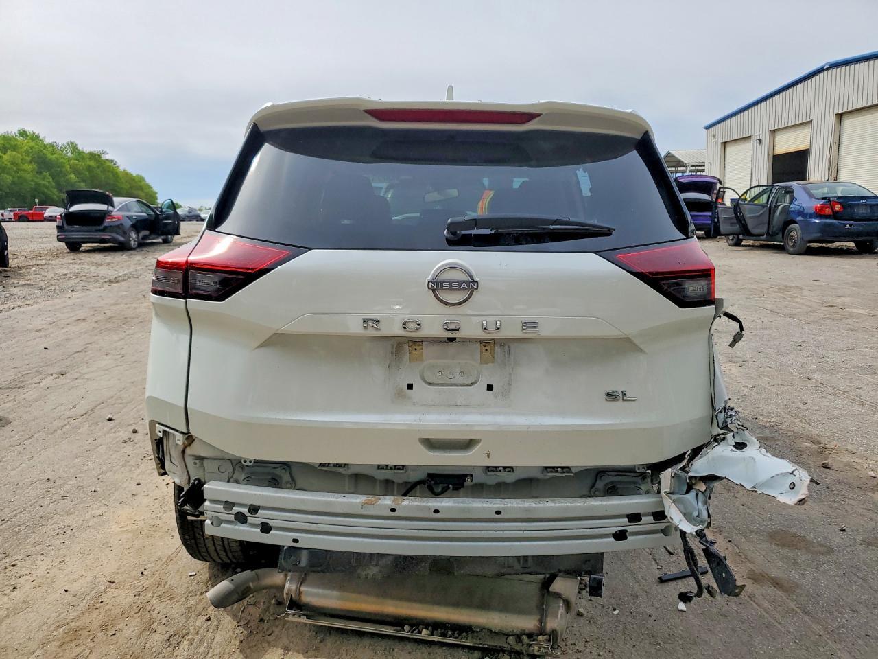 2023 Nissan Rogue Sl - Image 6