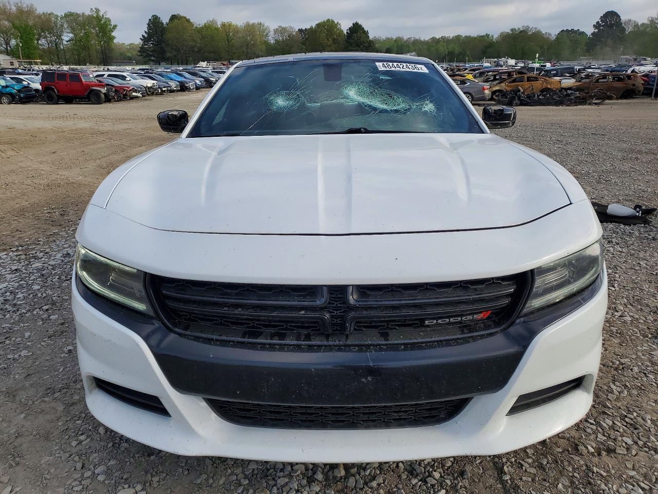 2015 Dodge Charger R - Image 5