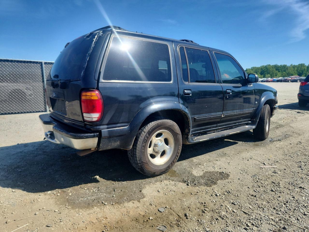 1998 Ford Explorer - Фото 3