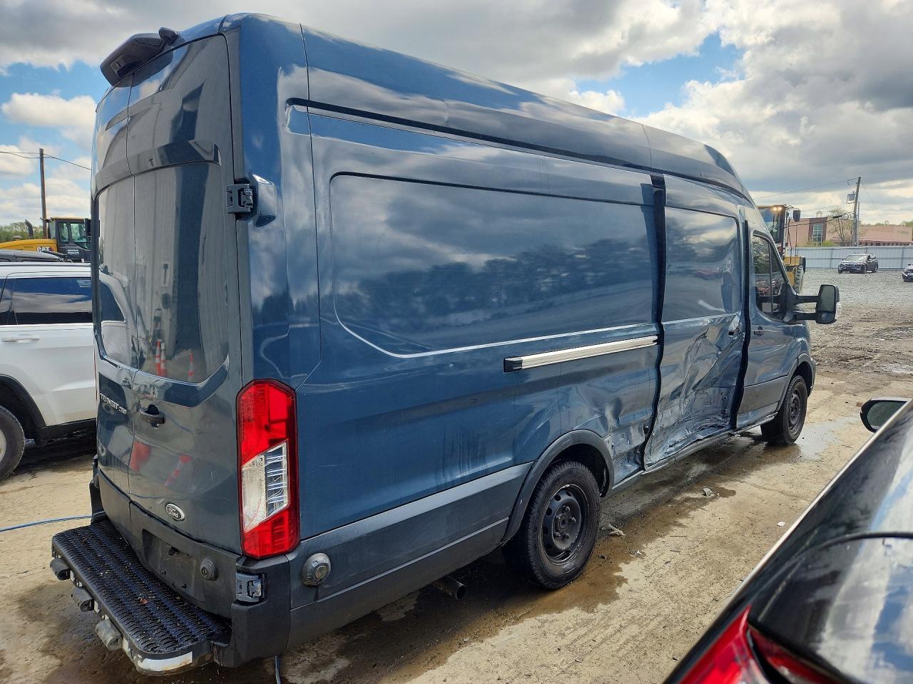 2021 Ford Transit T-250 - Фото 3