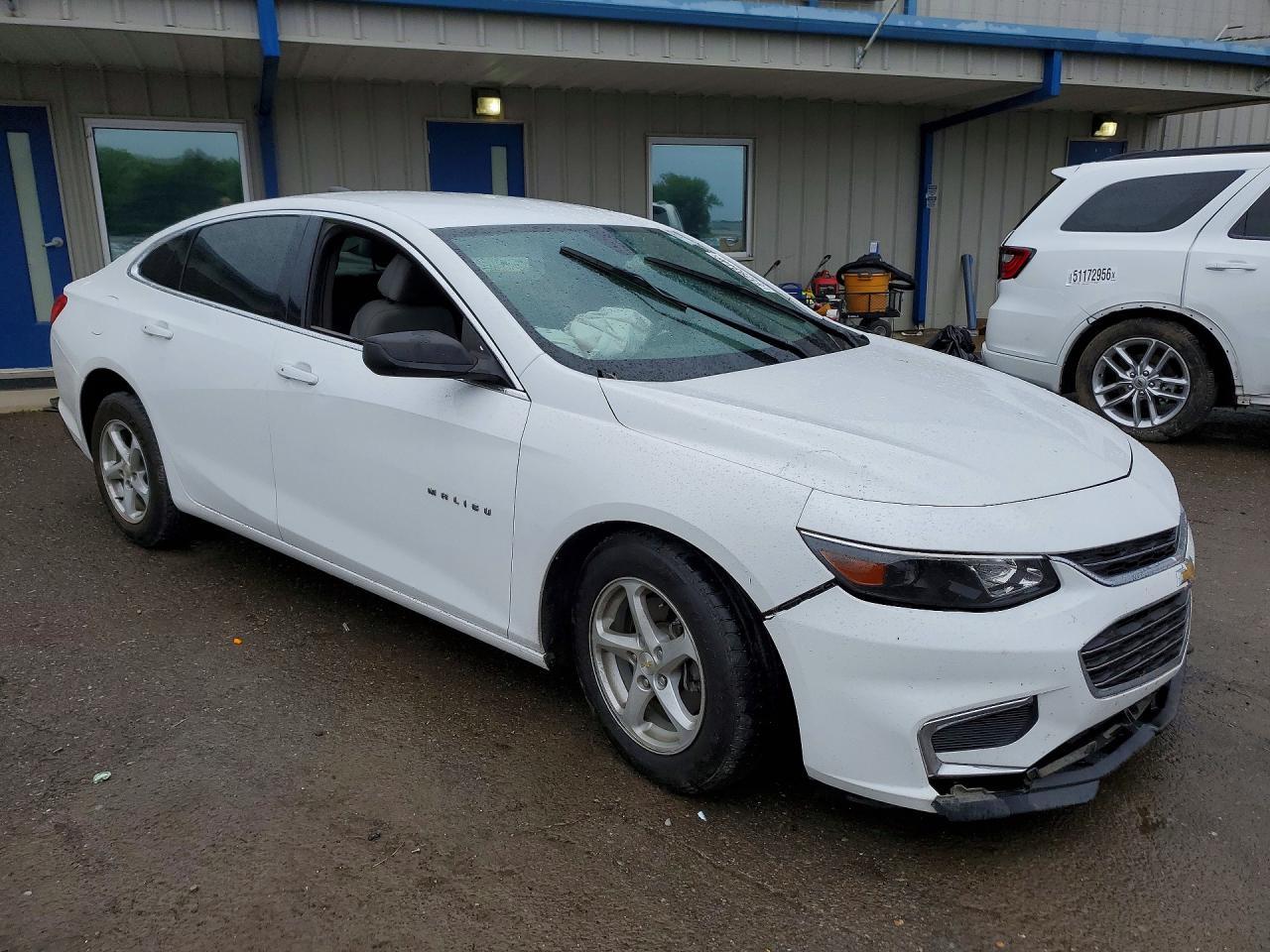 2017 Chevrolet Malibu Ls - Фото 4