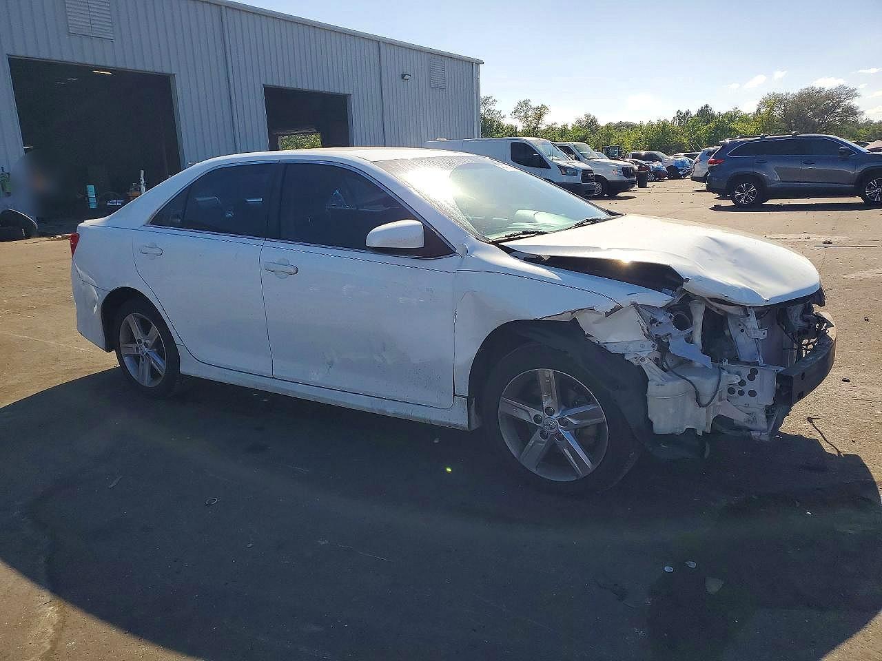 2012 Toyota Camry Se - Фото 4