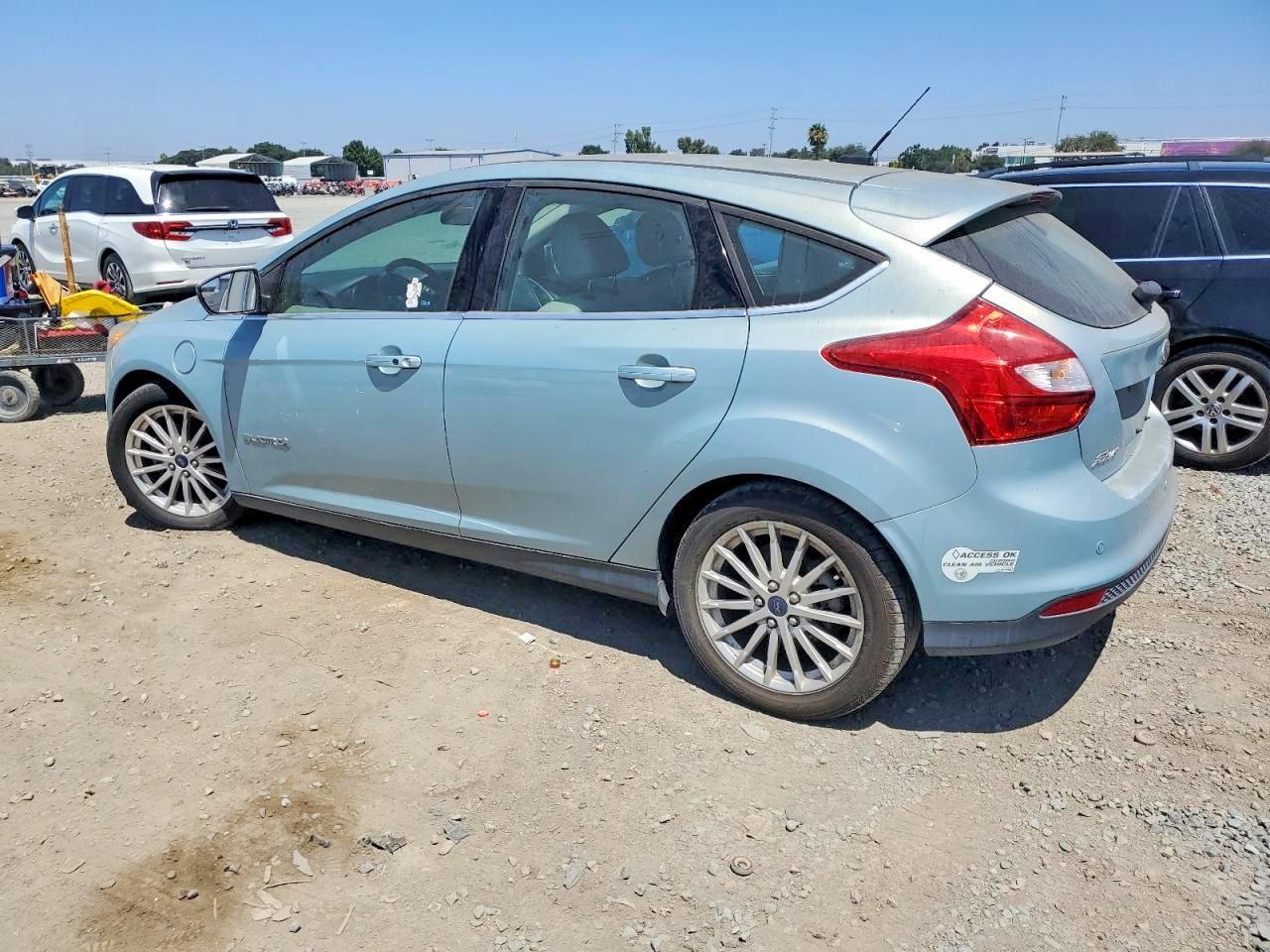 2014 Ford Focus Bev - Фото 2