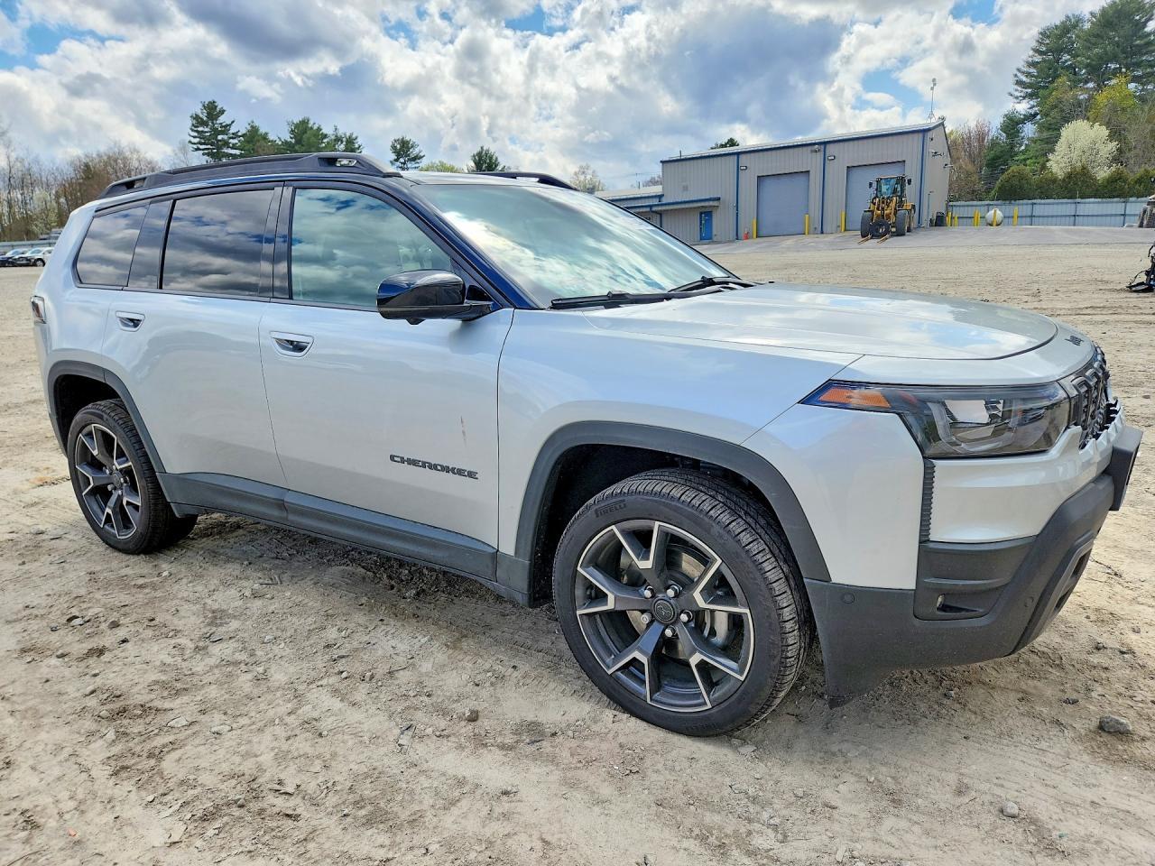 2026 Jeep Cherokee Overland - Фото 4