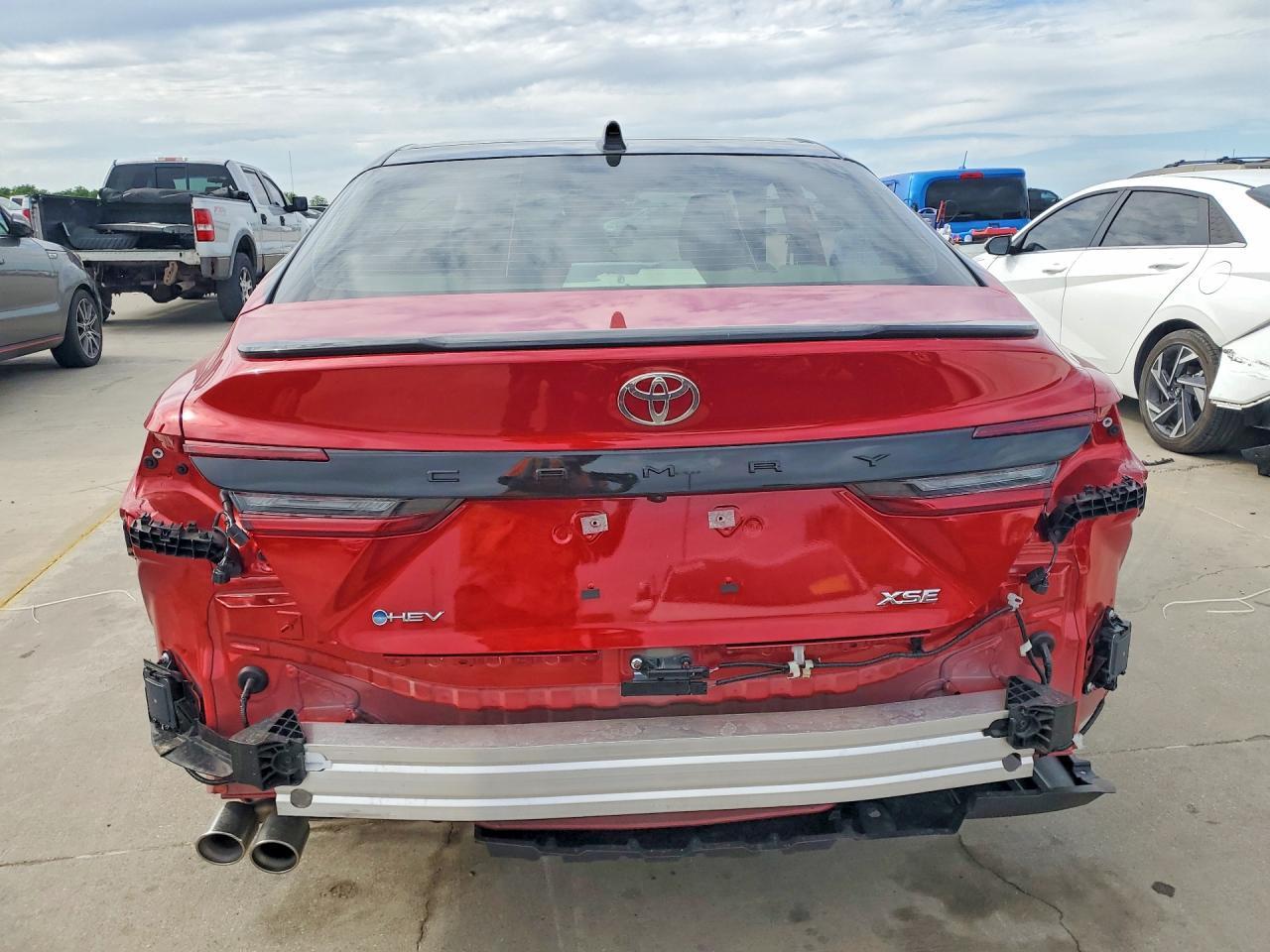 2026 Toyota Camry Xse - Image 6