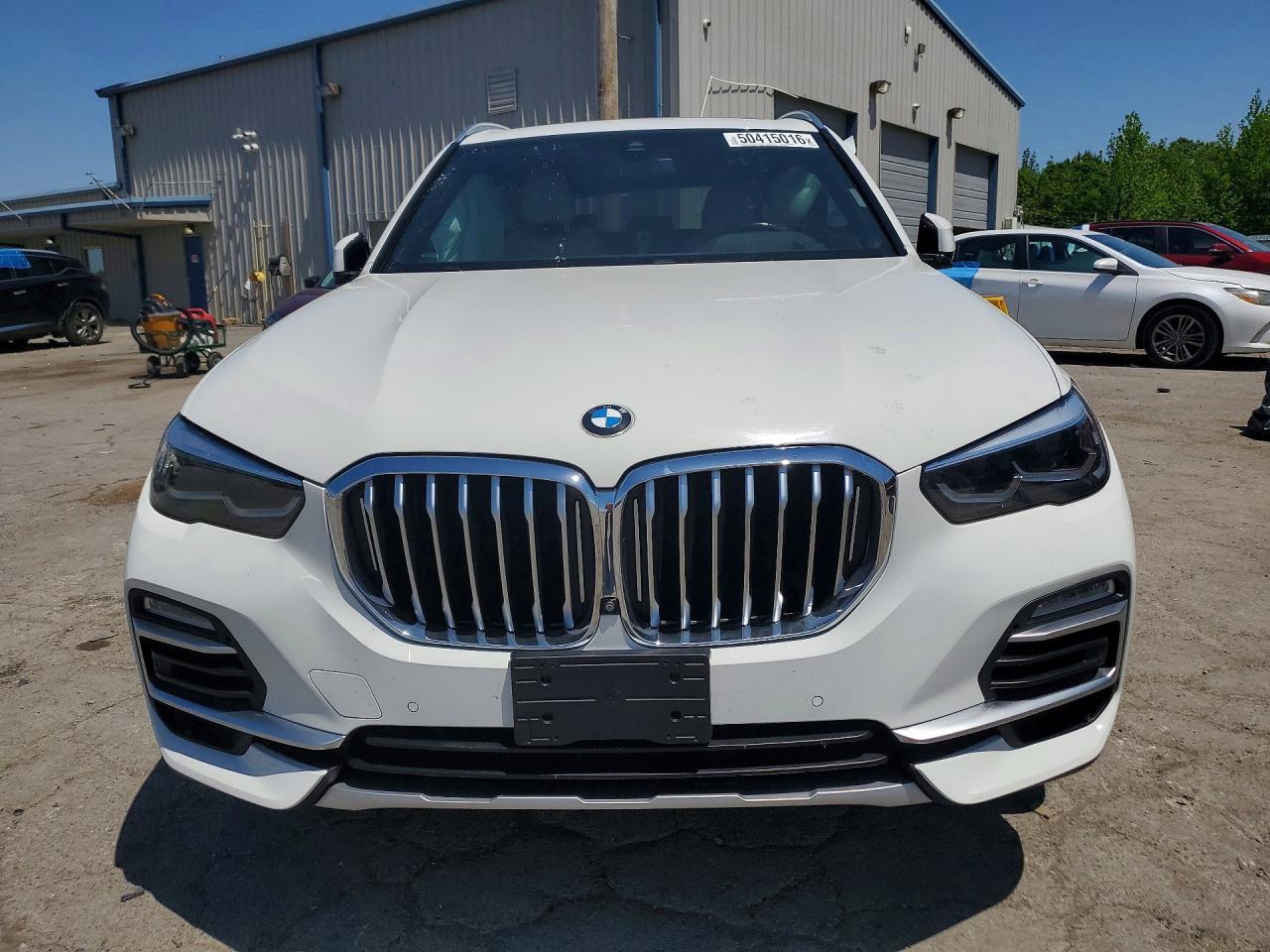 2020 BMW X5 Sdrive 40I - Фото 5