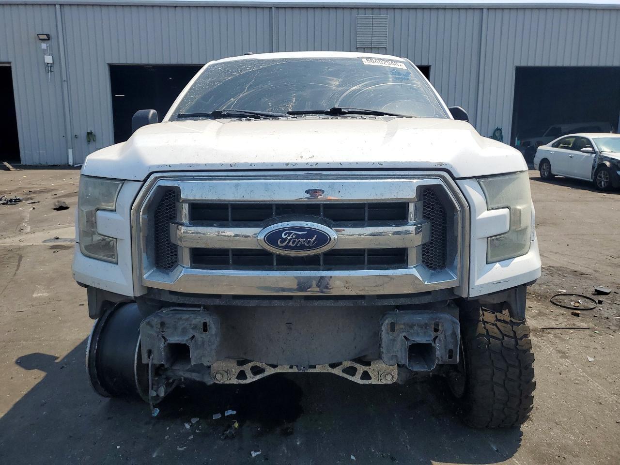 2016 Ford F150 Supercrew - Image 5