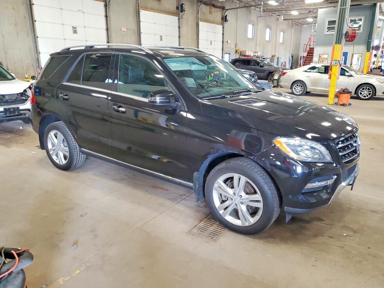 2013 Mercedes-Benz Ml 350 Bluetec - Image 4