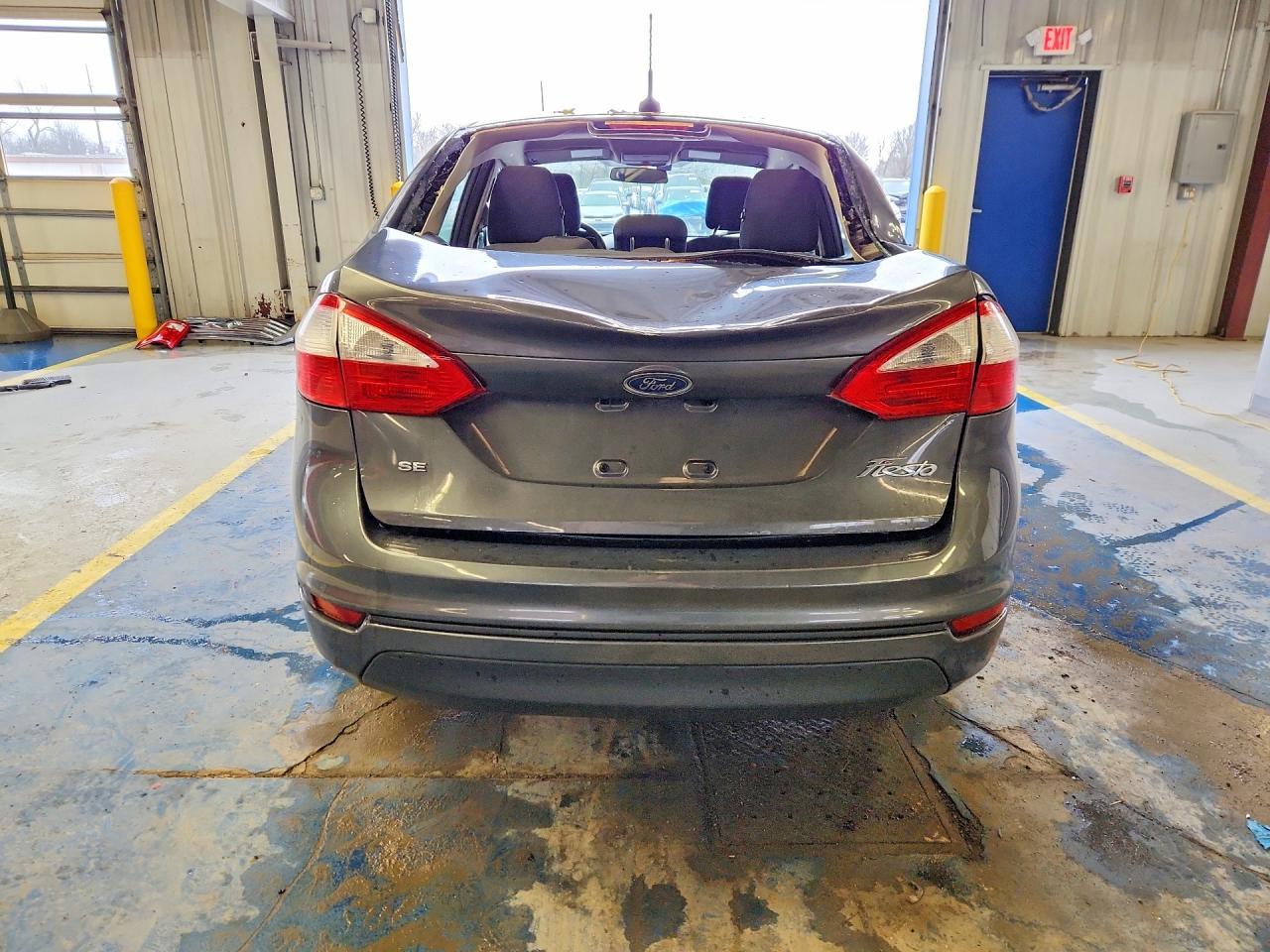 2016 Ford Fiesta Se - Image 6