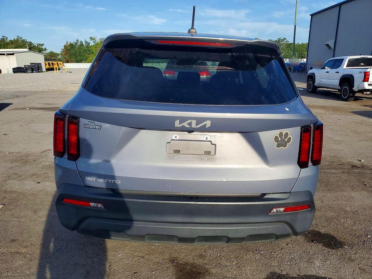 2023 Kia Sorento Lx - Фото 6