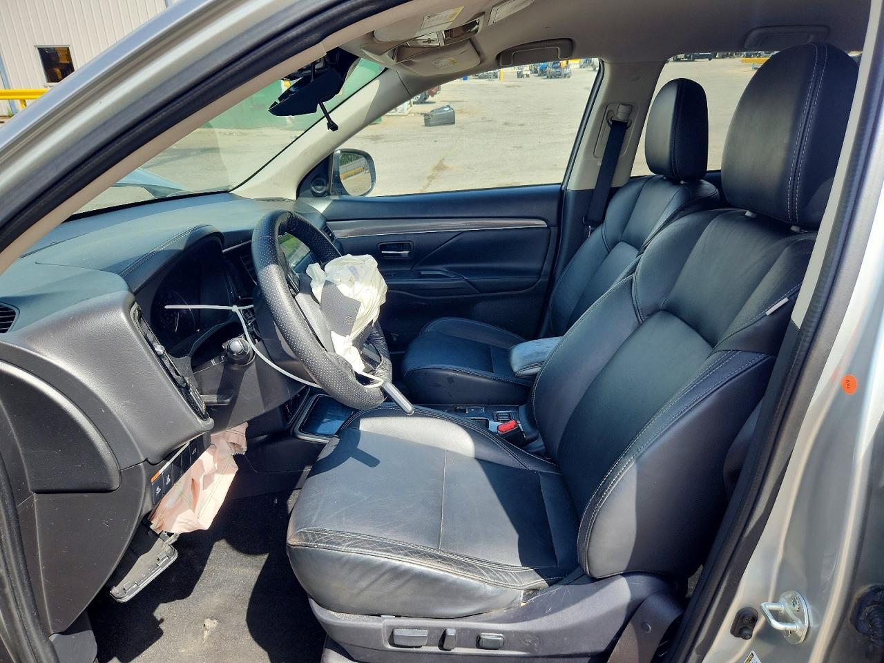 2020 Mitsubishi Outlander Se - Фото 7